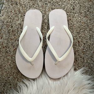 American eagle white flip flops